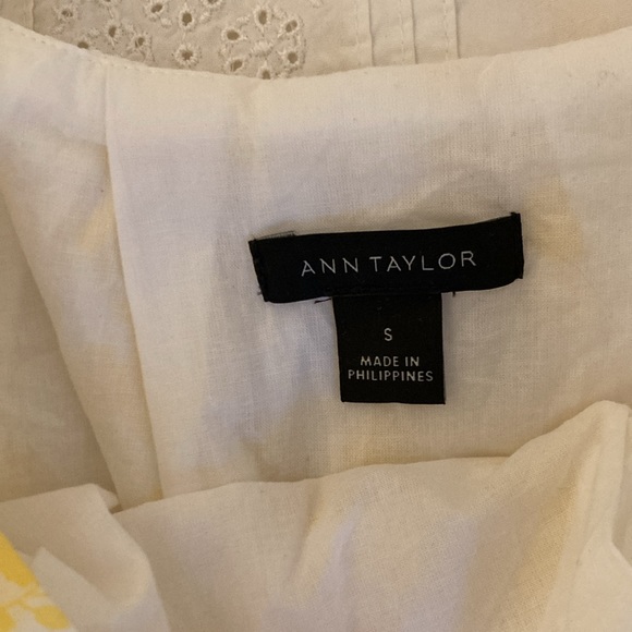 ANN TAYLOR White and Yellow Blouse - Picture 2 of 5